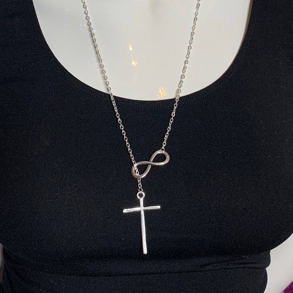 CROSS/INFINITY necklace - Picture 2 of 2